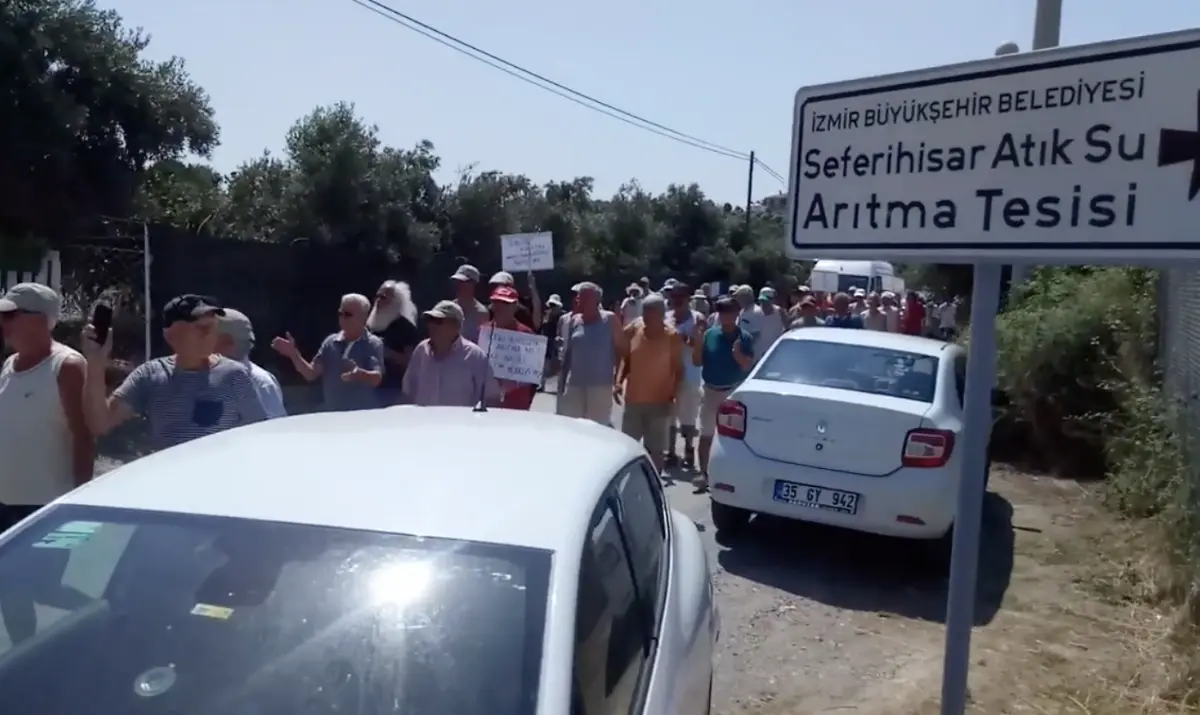 Akarca sakinlerinden İZSU protestosu