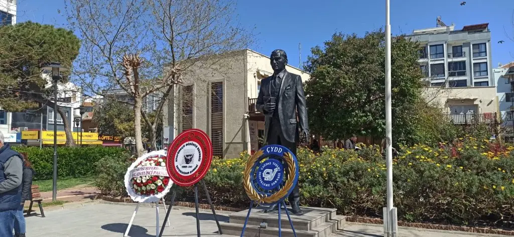 Çanakkale Şehitlerini andılar