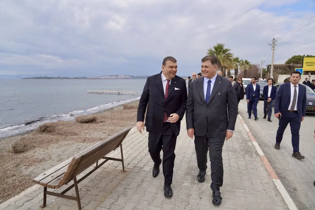 Cemil Tugay Seferihisar’a müjdelerini açıkladı