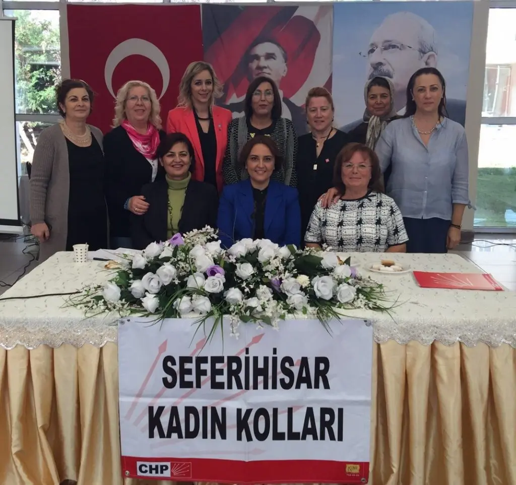 CHP Kadın kolları sandığa gitti