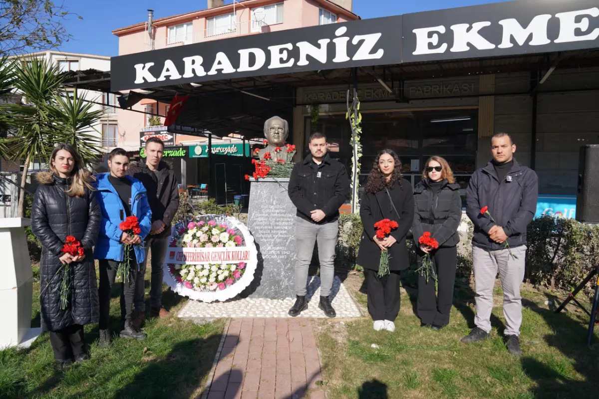 CHP Seferihisar Uğur Mumcu’yu andı