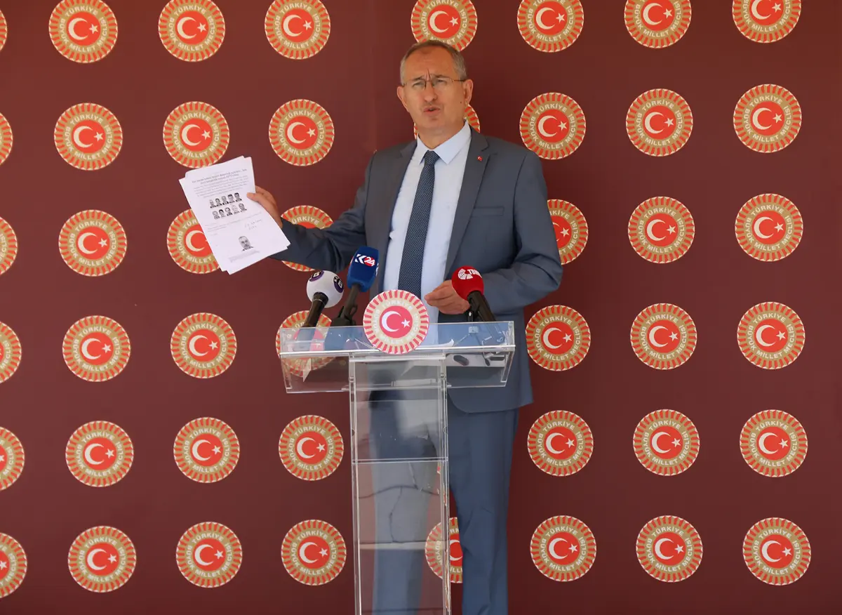 CHP’li Sertel FETÖ Borsası’nı atasözüyle özetledi