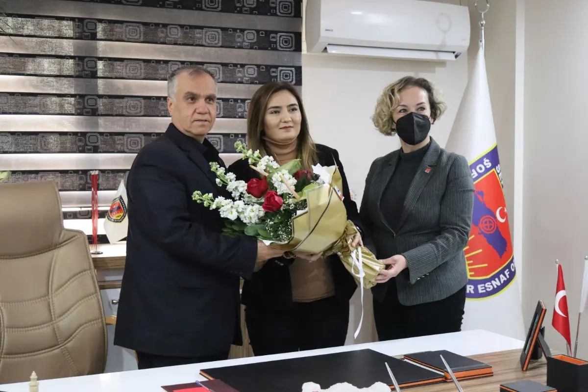 CHP’li Sevda Erdan Kılıç Seferihisar’ı ziyaret etti