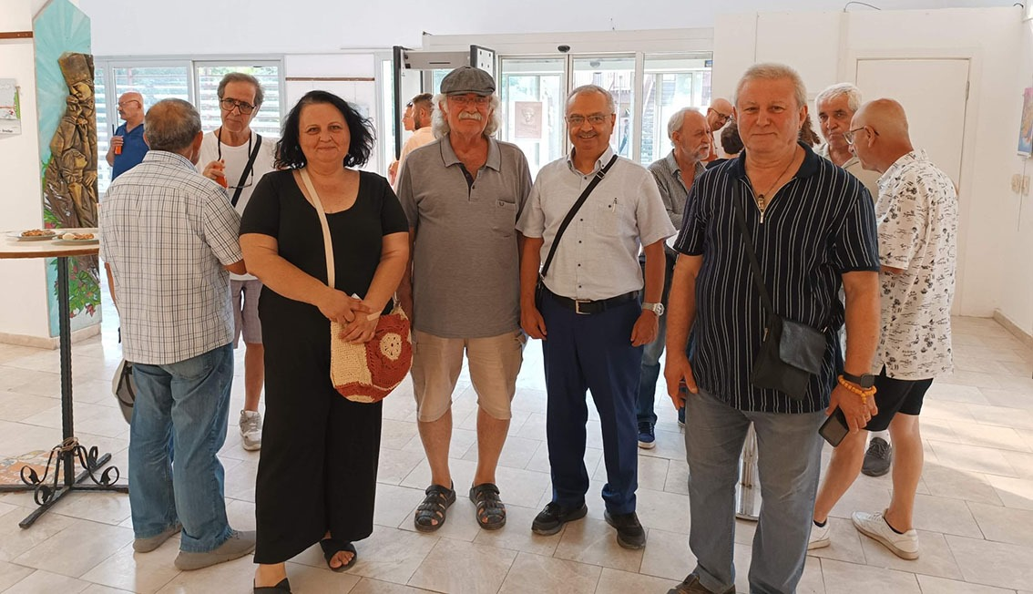 Dünya çizerleri Seferihisar'da buluştu: Ekoloji temalı sergi büyük ilgi görüyor