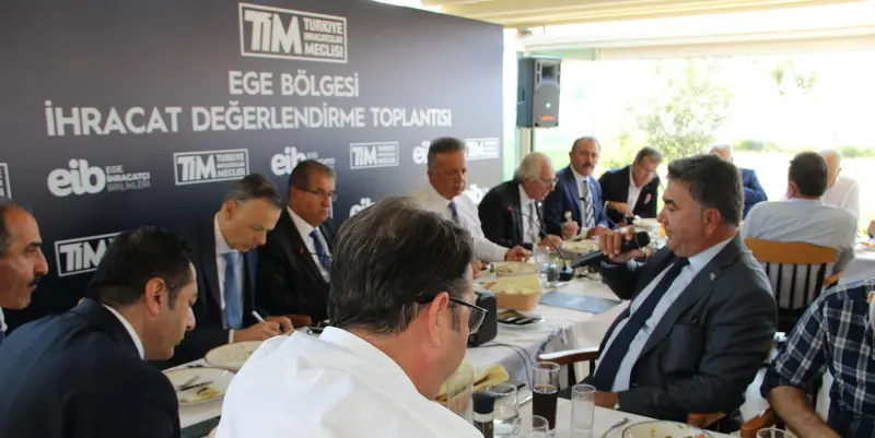 Egeli ihracatçılar sektör sorunlarını masaya yatırdı