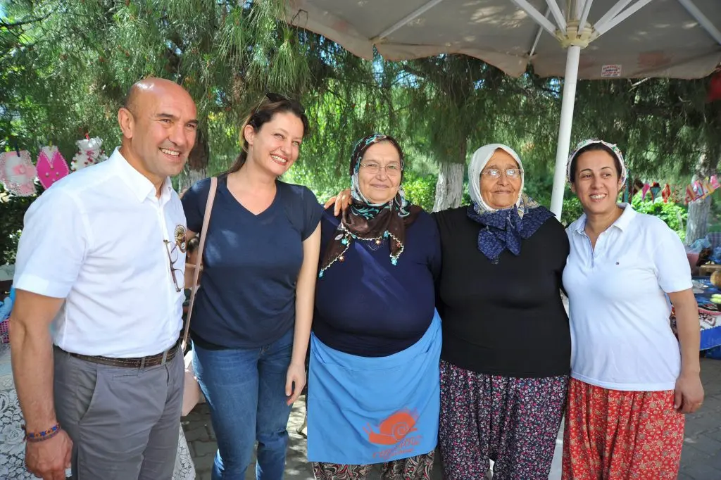 Seferihisar Ulamış Köyü Ata Ekmeği ve Armola Şenliğinde izdiham yaşandı!