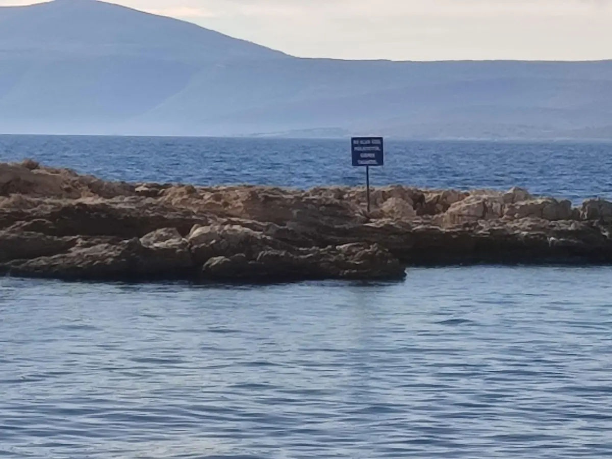 Eşek adasına giriş yasaklandı