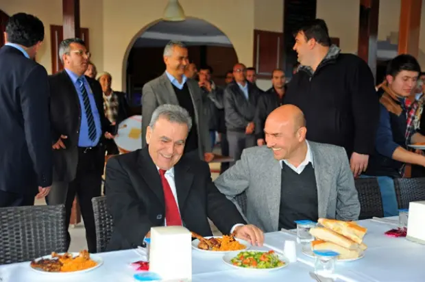 Gençlere Aziz Kocaoğlu Sürprizi