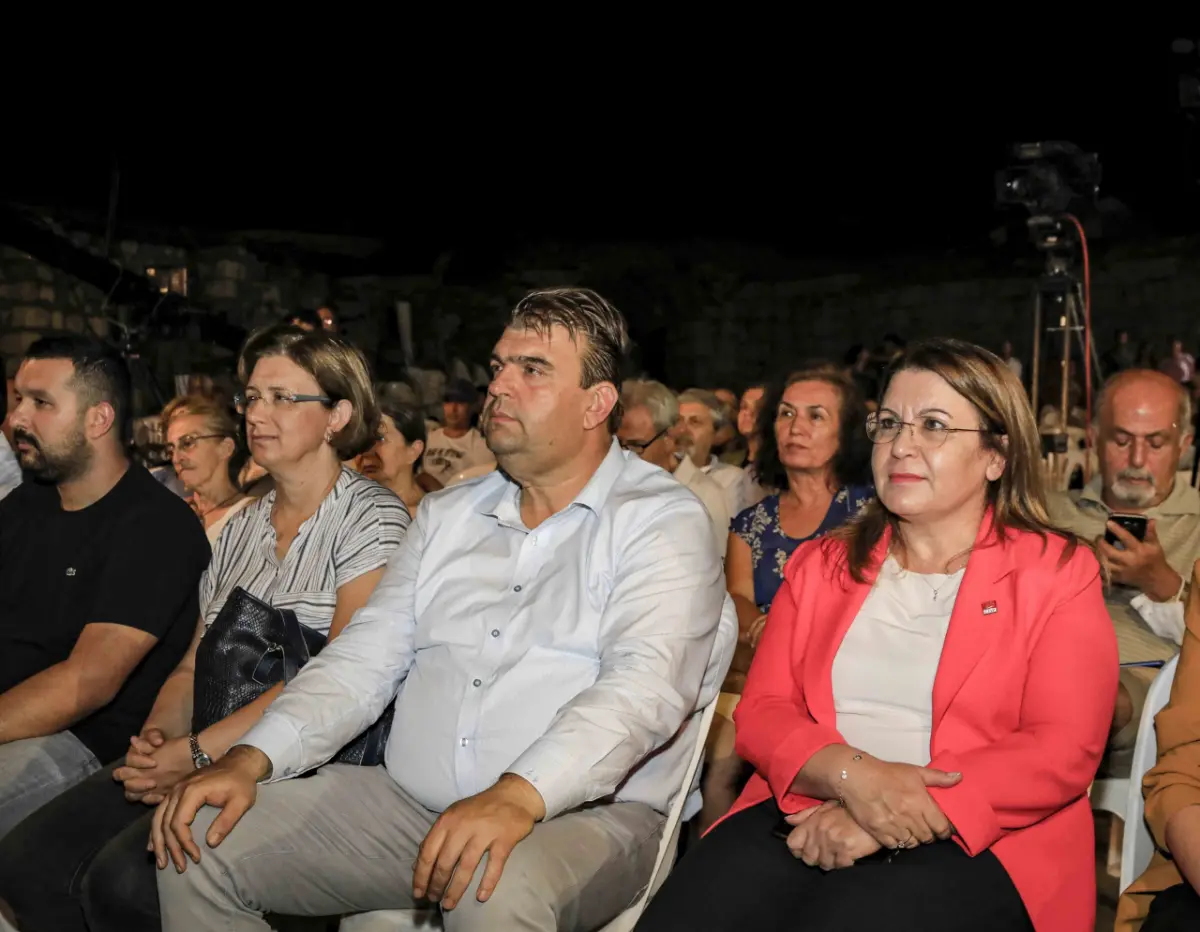 Gültekin Uysal Seferihisar’da 6’lı Masa’yı Değerlendirdi