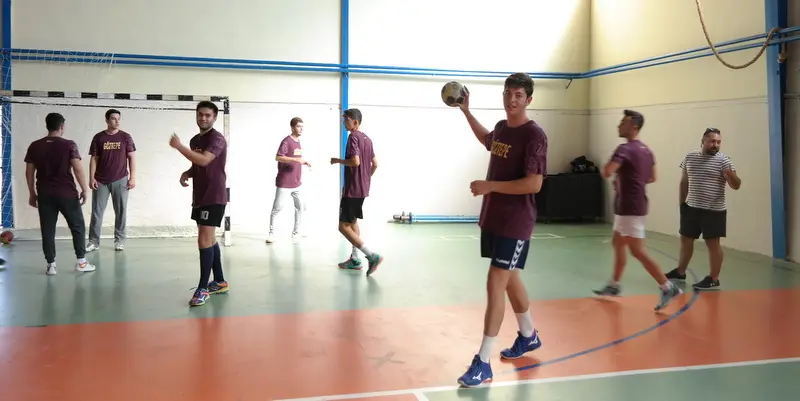 Hentbolda Seferihisar markası