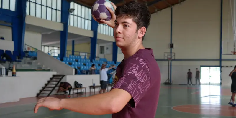 Hentbolda Seferihisar markası