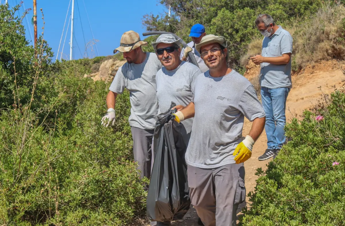Ekmeksiz’de deniz temizliği yapıldı