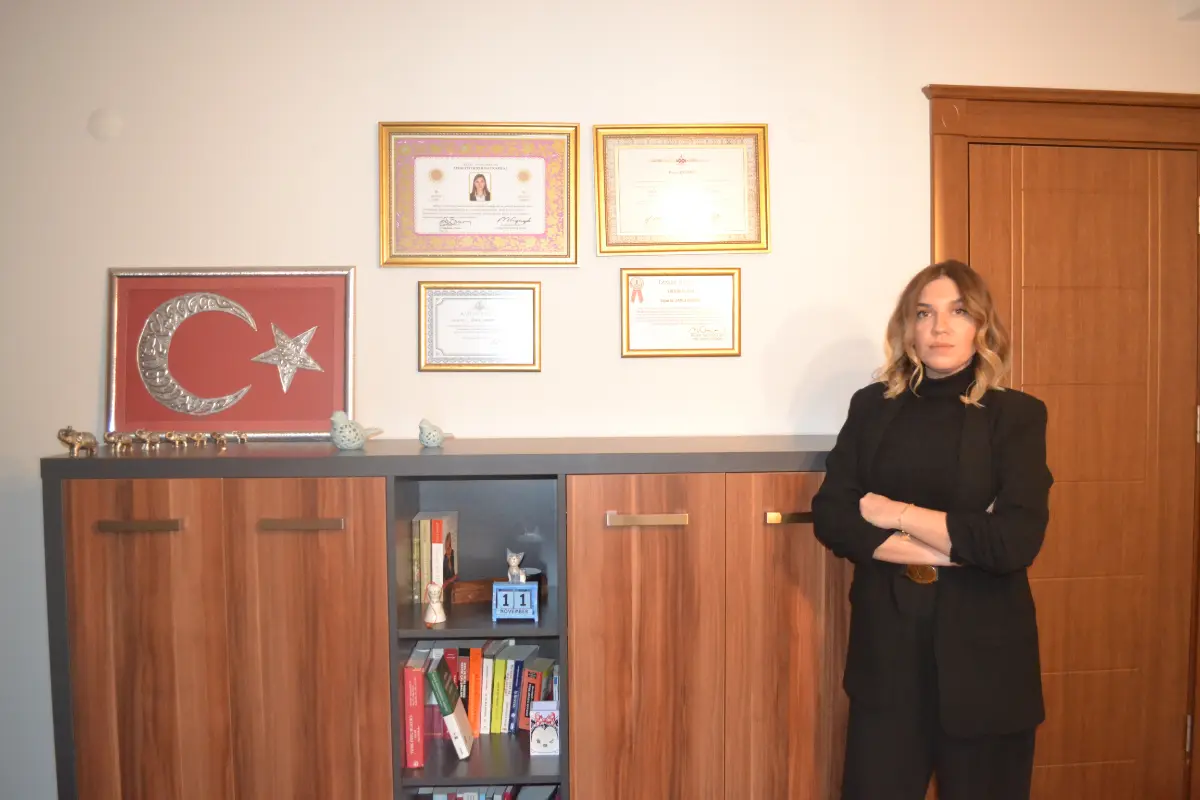 Hukukçu kardeşler ailelerinin gururu