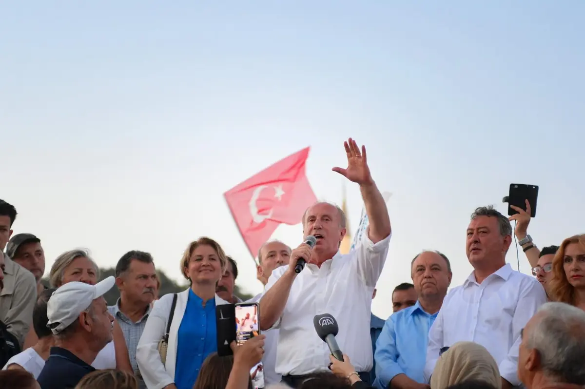 İnce’den Seferihisar’da önemli mesajlar: Topu hep taca atıyorlar