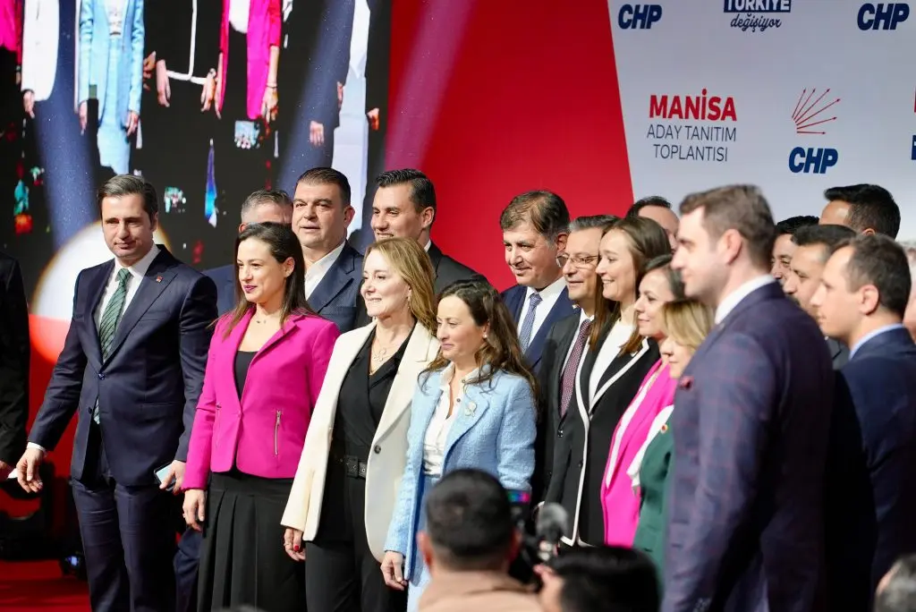 İsmail Yetişkin Manisa’da Özgür Özel ile buluştu