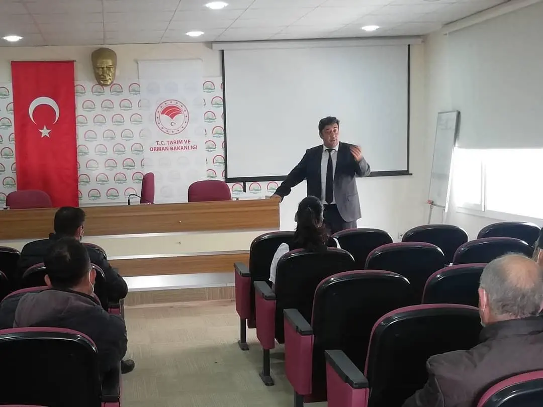 Kaymakam Aktaş ve İlçe Tarım Müdürü Gürel muhtarlarla buluştu