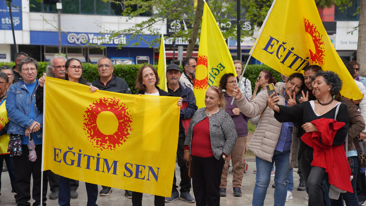 KESK’ten Seferihisar’da basın açıklaması