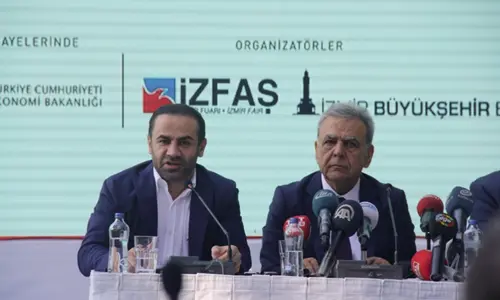 Kocaoğlu İzmir’i peşkeş mi çekiyor?