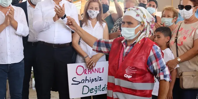 Köylüler JES şirketini davul zurna ile uğurladı