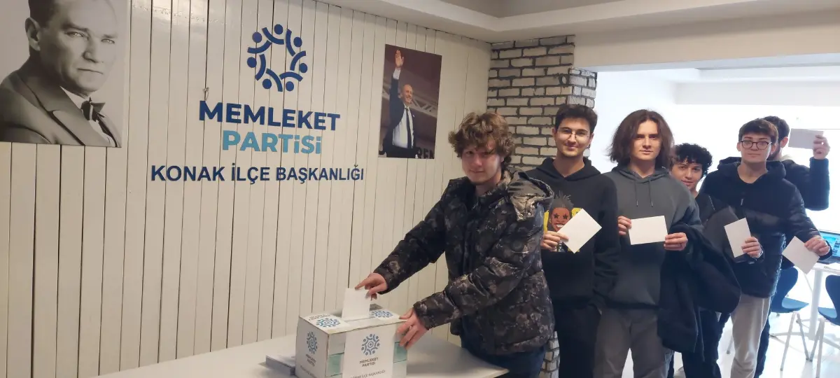 Memleket Partisi İzmir: "14 Mayıs’ta sürprize hazır olun”