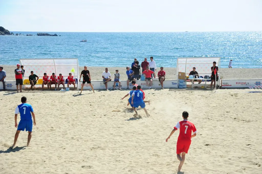 Seferihisar Plaj futbol turnuvası başlıyor