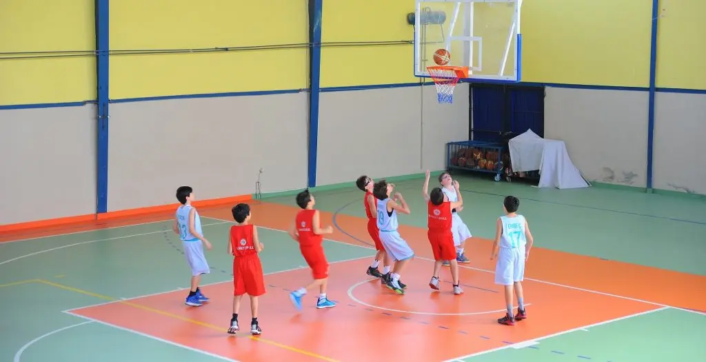 Seferihisar basketbol Turnuvası’na ev sahipliği yapıyor.
