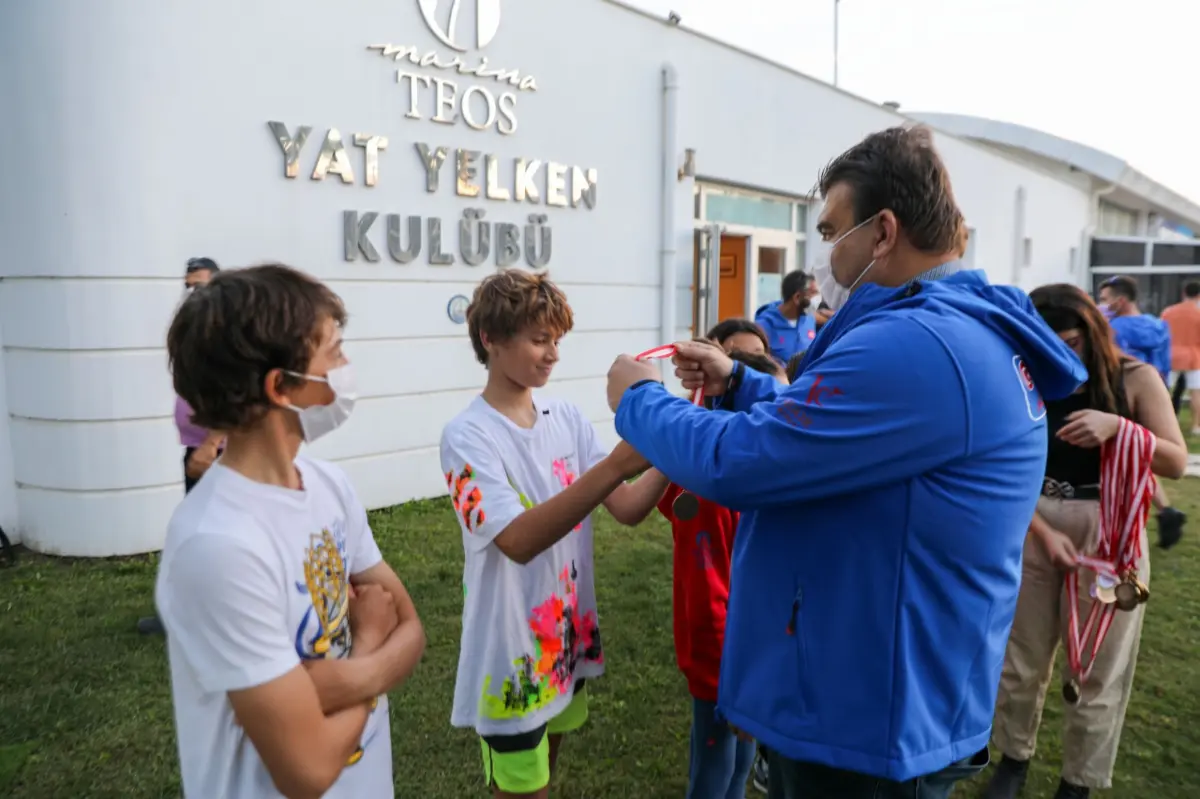 Seferihisar Belediyesi’nden 29 Ekim Cumhuriyet Kupası Yelken Yarışları