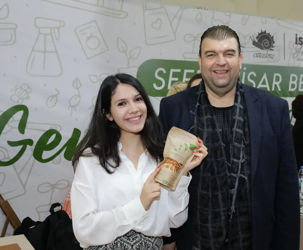 Seferihisar Belediyesi’nden genç çiftçilere destek