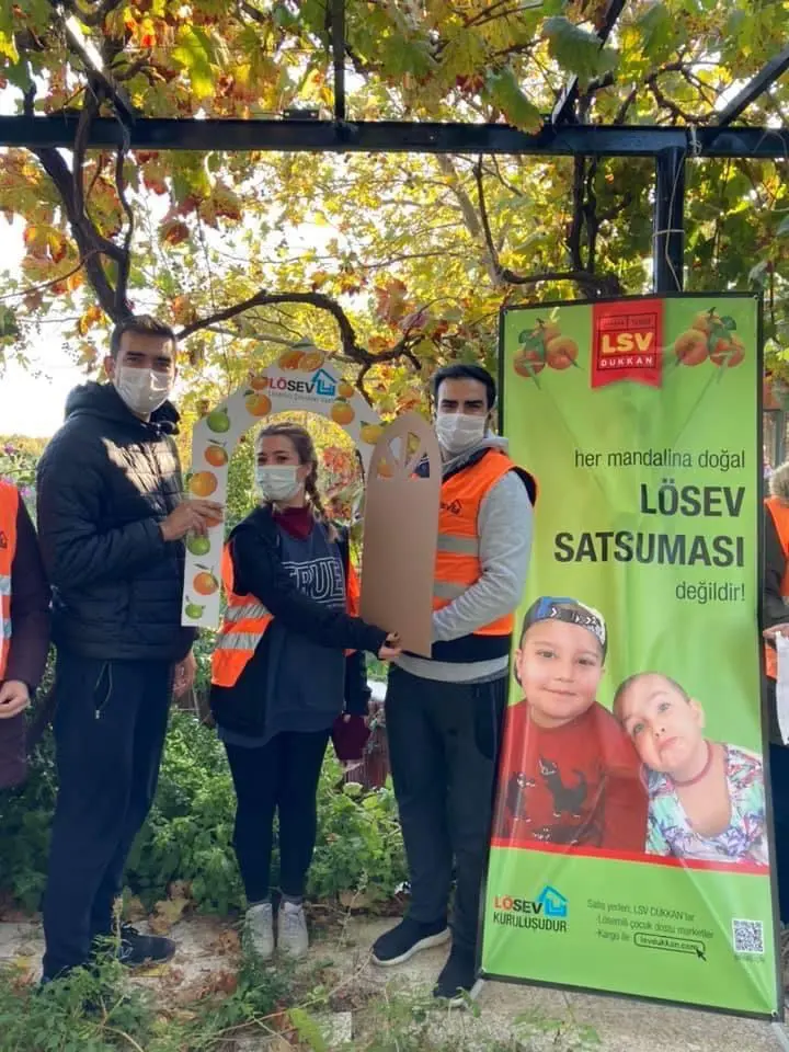 Seferihisar LÖSEV Doğal Ürünler Çiftliği’nde umut var