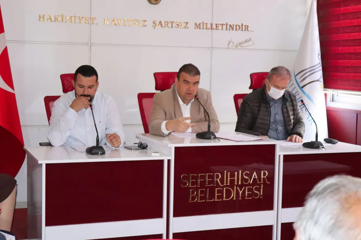 Seferihisar Meclisi’nde gündem otopark ve mezarlık alanı
