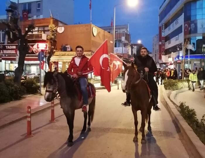 Seferihisar, şehitler için yürüdü