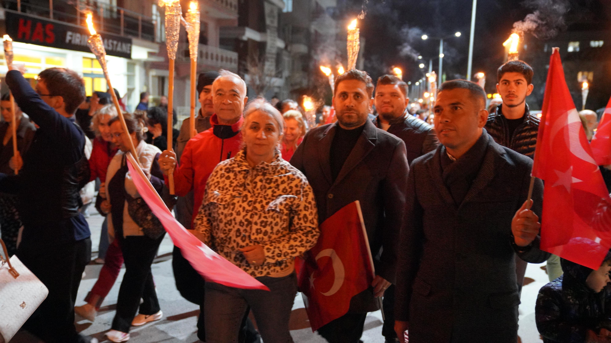 Seferihisar şehitleri için yürüdü