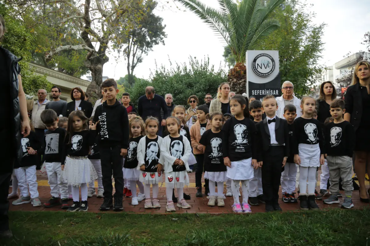 Seferihisar’da 10 Kasım Atatürk’ü anma töreni gerçekleştirildi