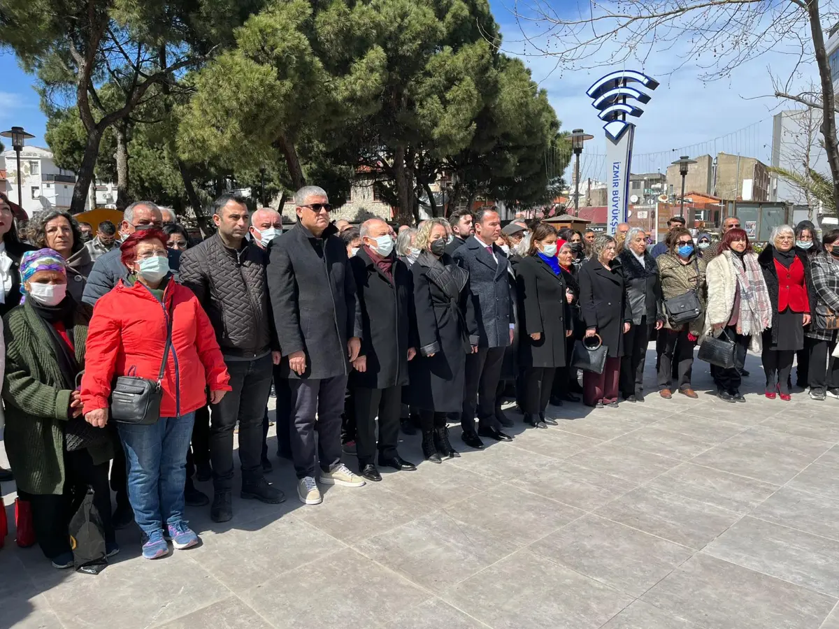 Seferihisar’da Çanakkale Zaferi için çelenk töreni