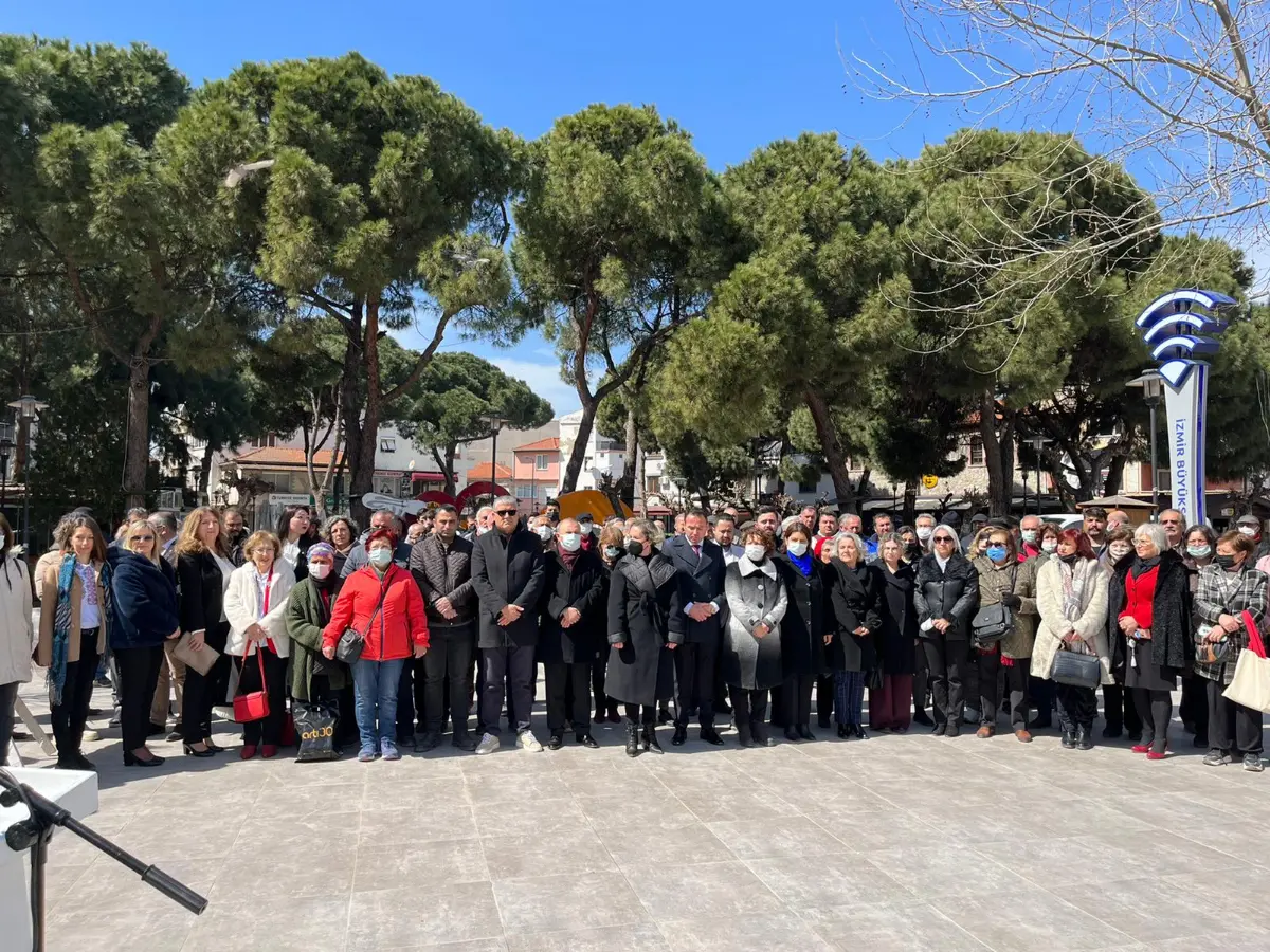 Seferihisar’da Çanakkale Zaferi için çelenk töreni