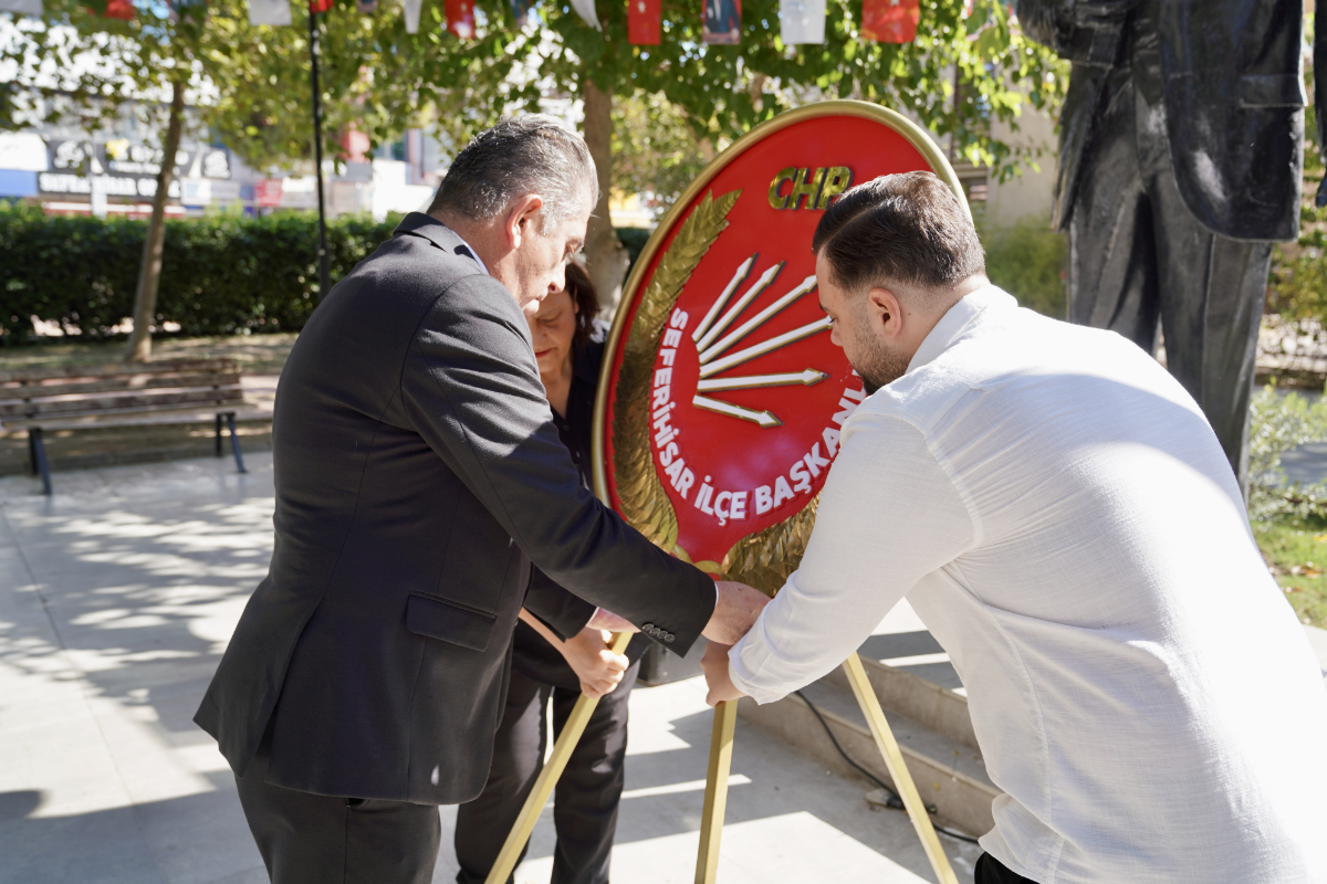 Seferihisar'da CHP'nin kuruluşu anıldı