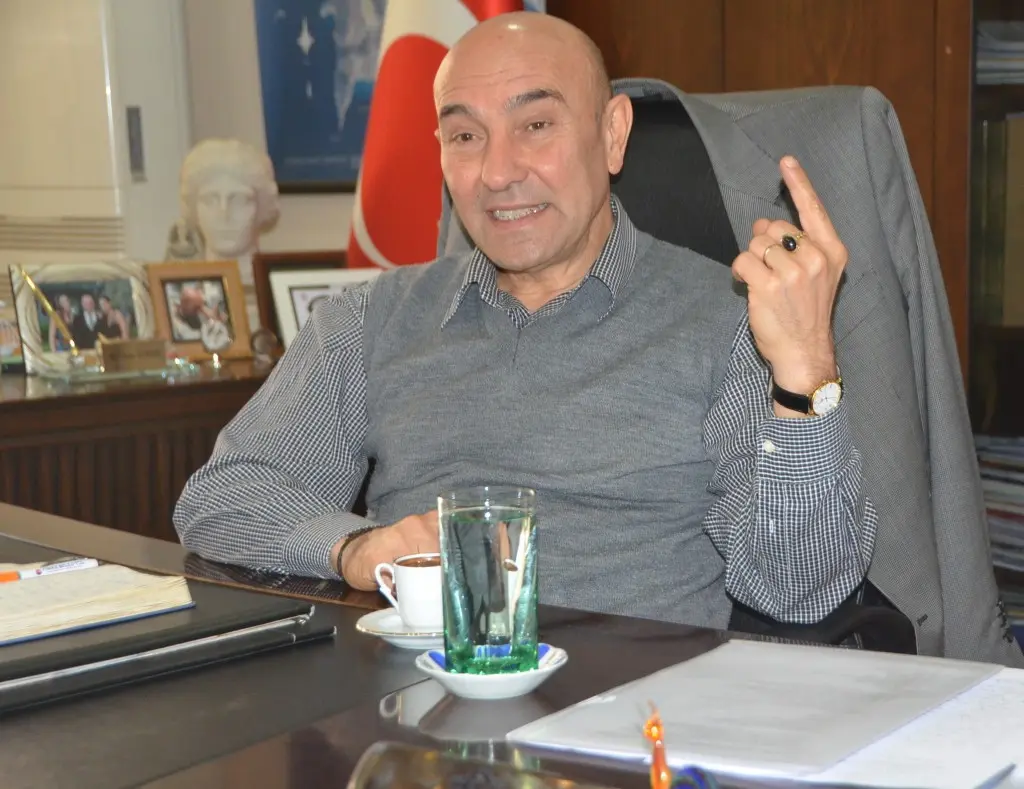 Seferihisar’da çirkin yapılaşmaya inşaat ruhsatı ve oturma izni yok!