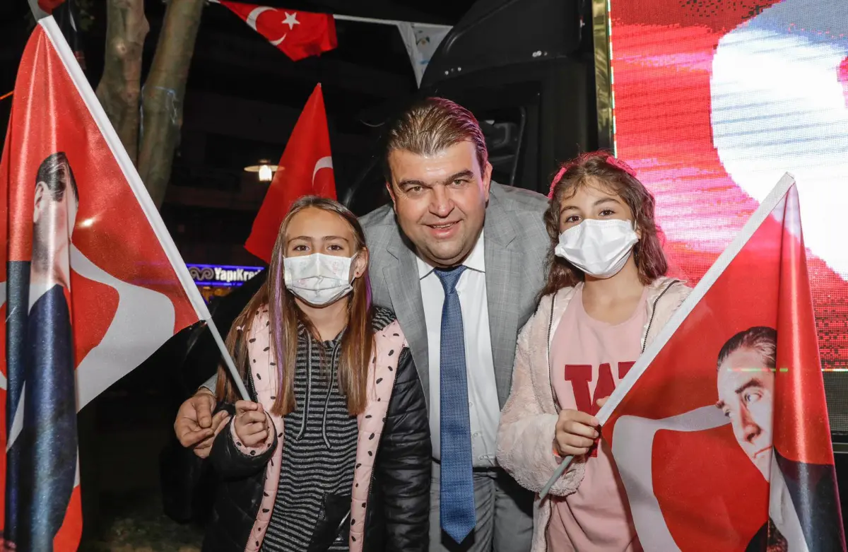 Seferihisar’da Cumhuriyet’in 98. yılı coşkuyla kutlandı