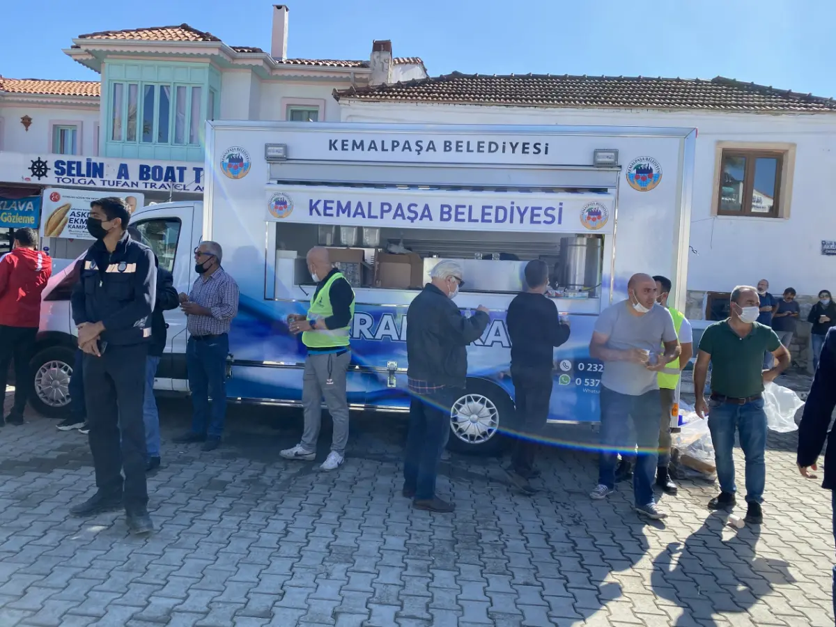Seferihisar’da deprem sonrası dayanışma örneği