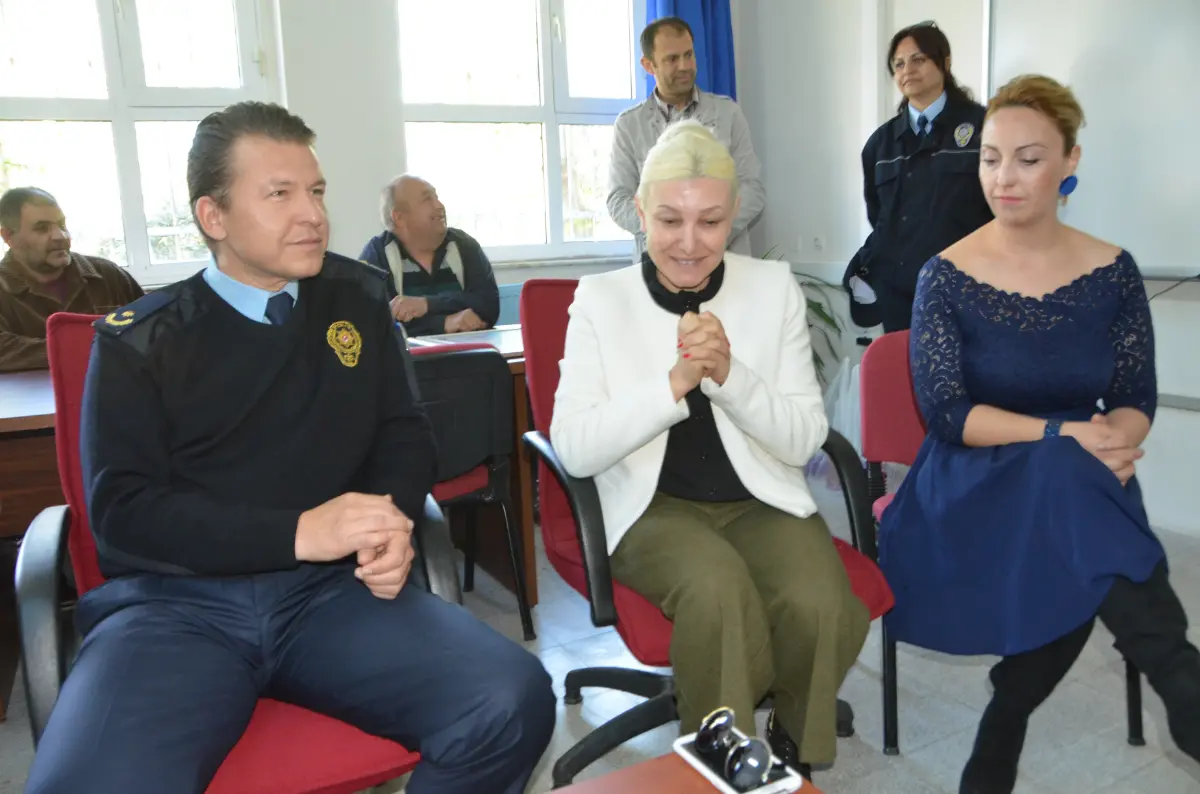Polisin kalbini fethettiler