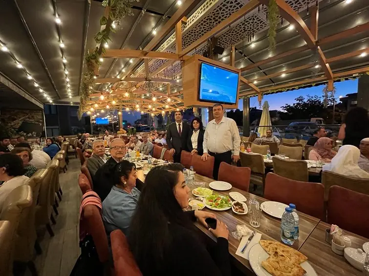 Seferihisar’da şehit ve gazi aileleri onuruna yemek