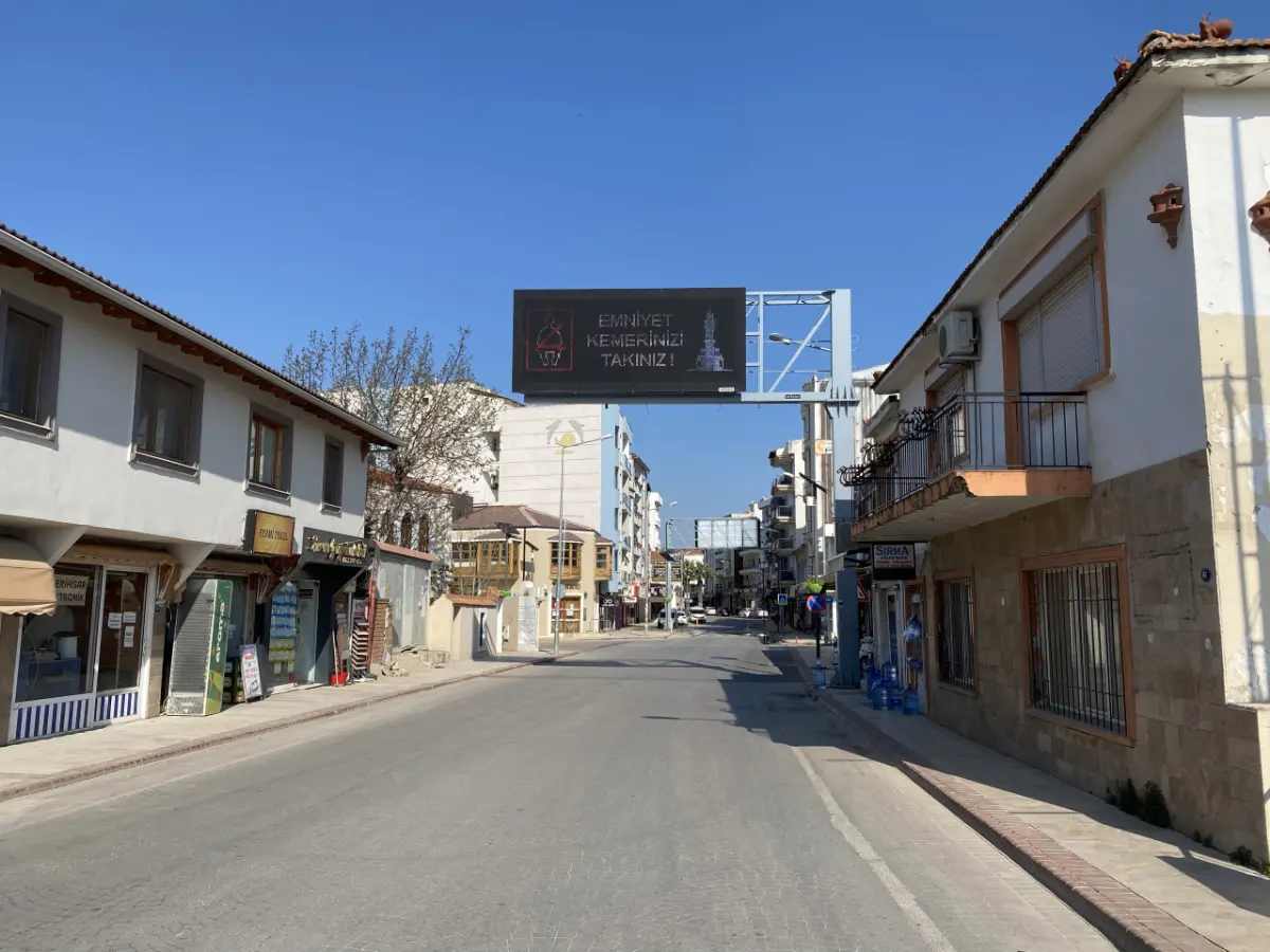 Seferihisar’da sokağa çıkma yasağı sonrası ilk gün