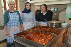 Seferihisar’da yemek günlerine yoğun ilgi