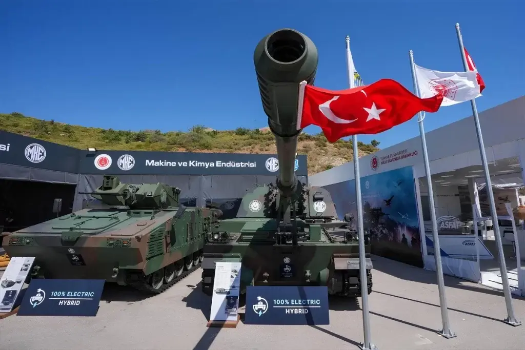 Seferihisar’daki milli savunma teknolojileri sergisine yoğun ilgi