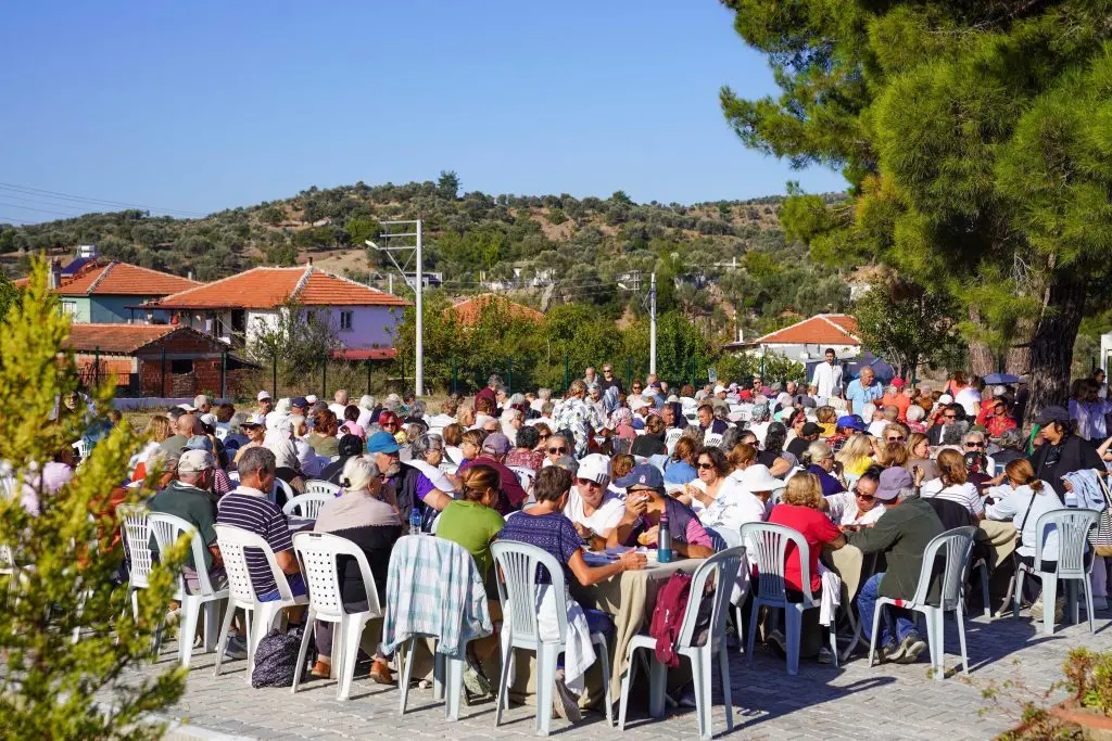 Seferihisar’ın Çınarları yeniden piknikte buluştu