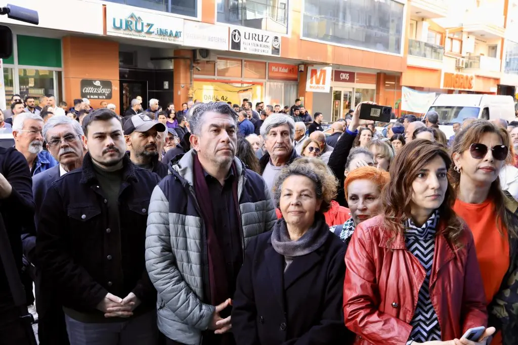 Seferihisar’ın çınarlarına dev hizmet