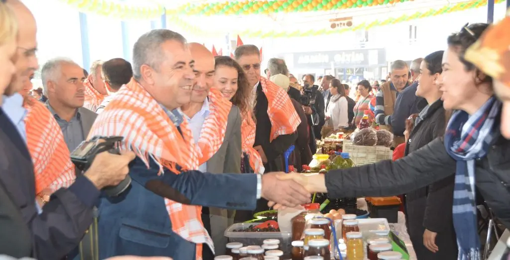 Seferihisar’ın mandalinasını dünyaya tanıtan festival ve perde arkası