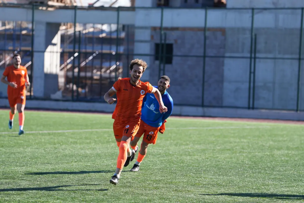 Seferihisarspor bir engeli daha aştı
