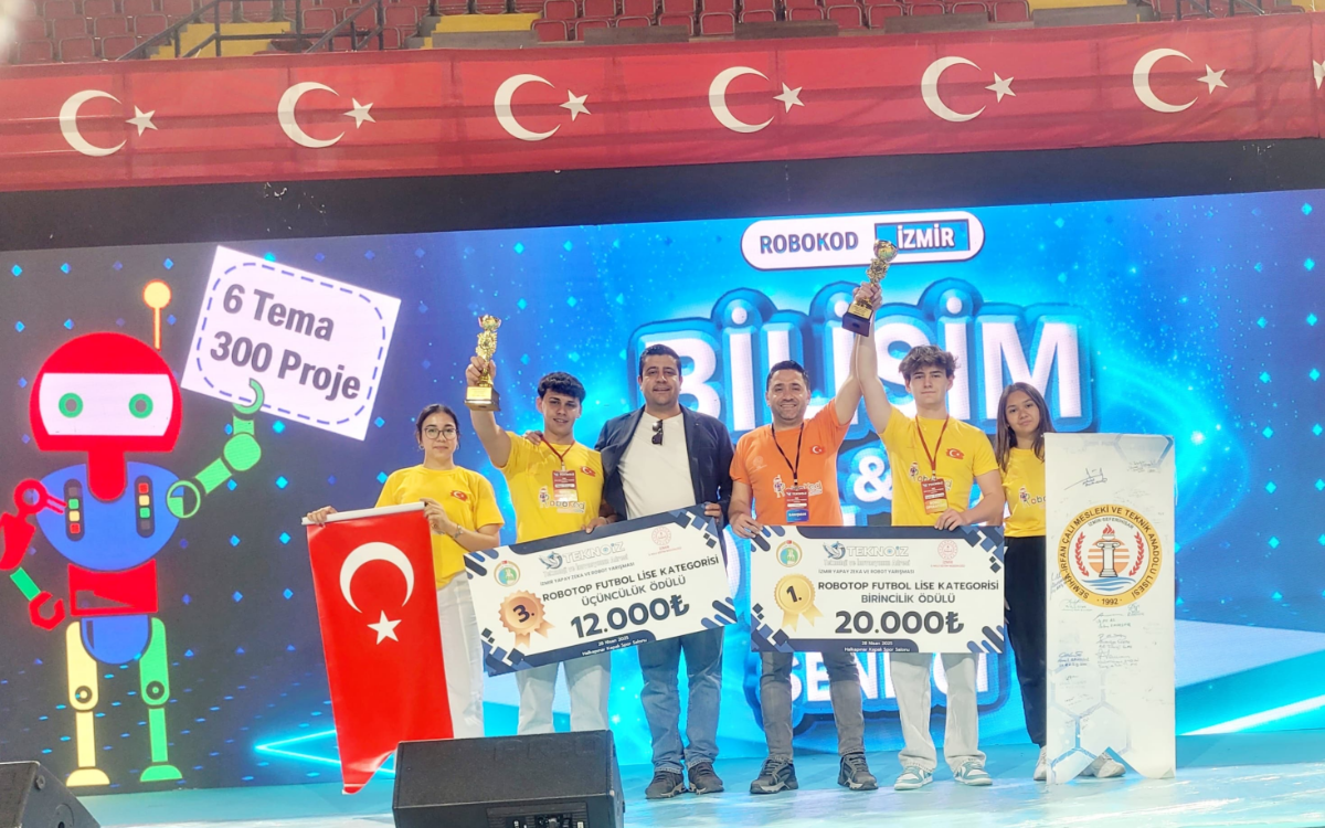 Semiha İrfan Çalı MTAL, İzmir Robot Yarışması’nda şampiyon oldu!