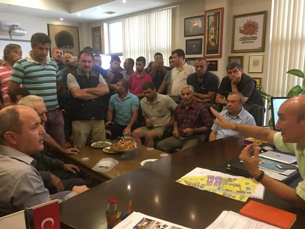 Soyer ile Nişancı araya girdi ve yol açıldı!